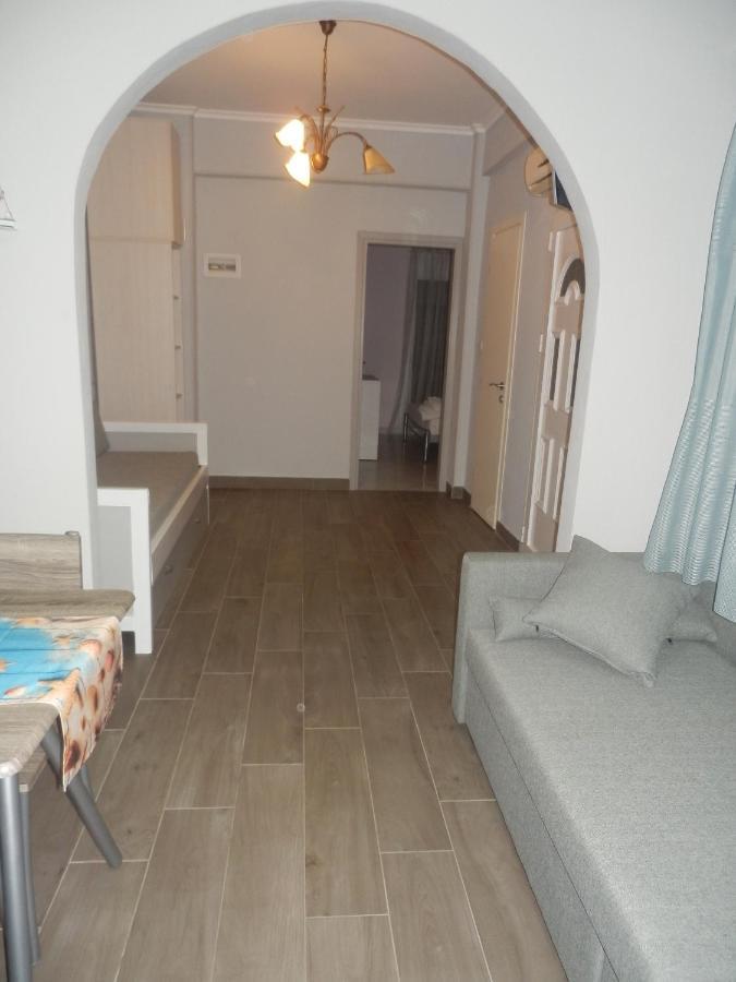 Zephyros Family Apartments 1 오르모스 파나기아스 외부 사진