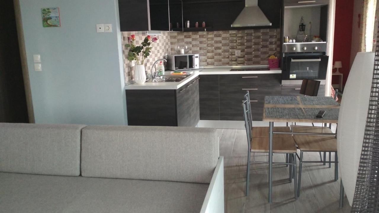 Zephyros Family Apartments 1 오르모스 파나기아스 외부 사진