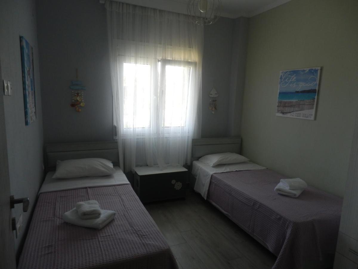 Zephyros Family Apartments 1 오르모스 파나기아스 외부 사진